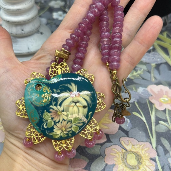 ⭐️Adorned Crown Jewelry assemblage strawberry quartz painted puppy necklace - Picture 3 of 10